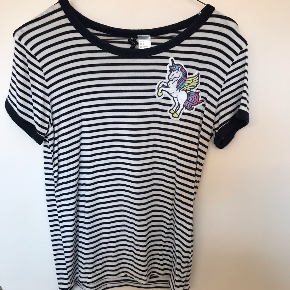 Unicorn tee